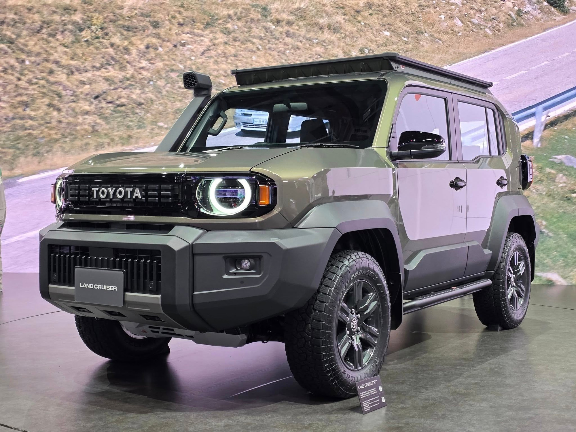 Toyota Land Cruiser FJ sắp bán ở Việt Nam
