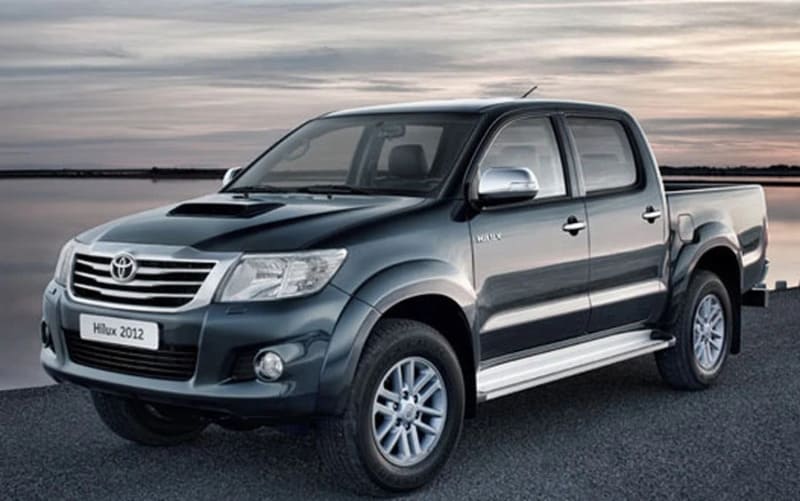 product_images/Toyota-Hilux-2012-so-huu-nhieu-tien-nghi-noi-bat1.jpg