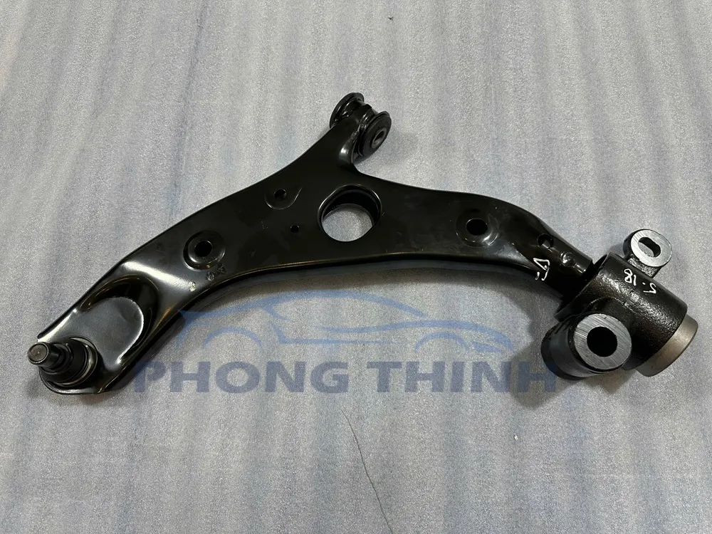 Triangle de suspension avant gauche Mazda CX-5 2018–2022 OEM KB7W34350F