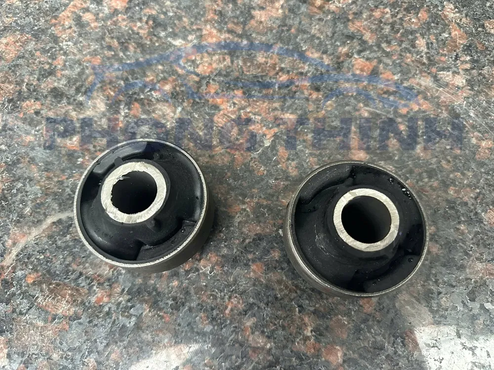 Cao su thân bệ đỡ cầu sau Mazda CX9 2011-2017 OEM MZAB143