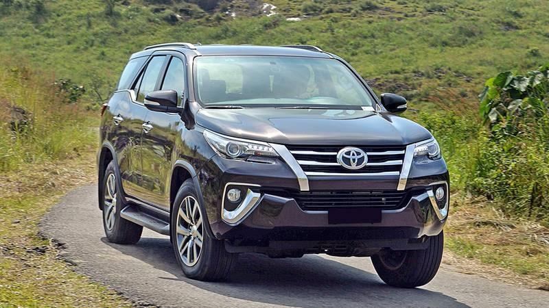 product_images/danh-gia-toyota-fortuner-2018.jpg