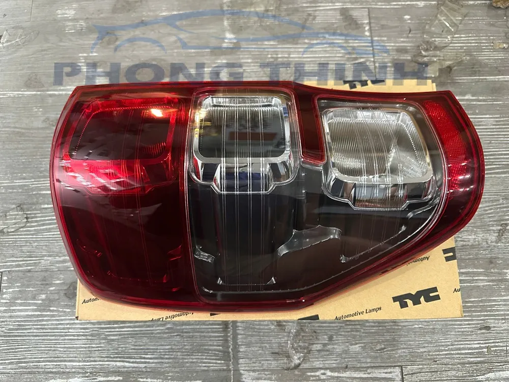 Đèn hậu Ford Ranger Wildtrak  2013-2021 bên lái LH TYC 231195LUE6