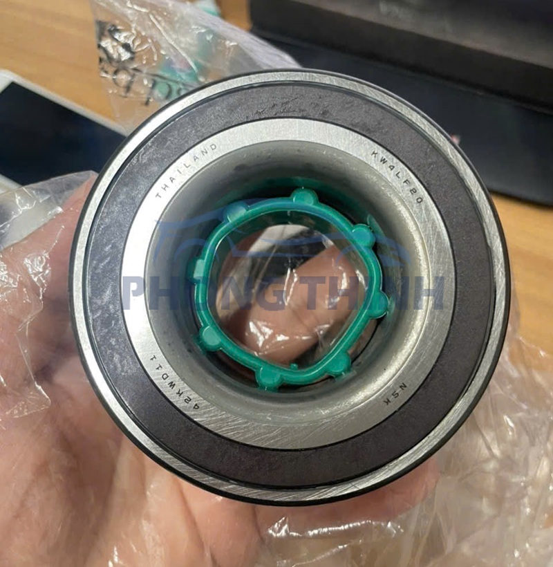 Hình ảnh sản phẩm Bi bánh sau Toyota Fortuner 2016-2019 chính hãng - 90366T0060