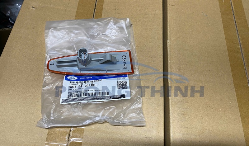 Hình ảnh sản phẩm Đèn xi nhan tai xe lái LH chính hãng Ford Ranger 2008-2010 - UD2D51130A